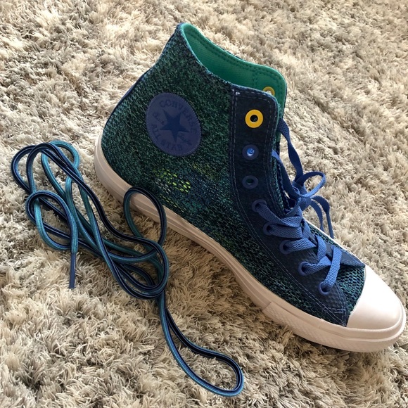 Converse All Star Chuck Taylor II with Lunarlon - Picture 9 of 12